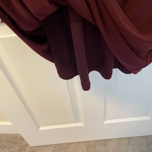 NEW Burgundy Gigi Size 6 & 12 Dress - Picture 2 of 13